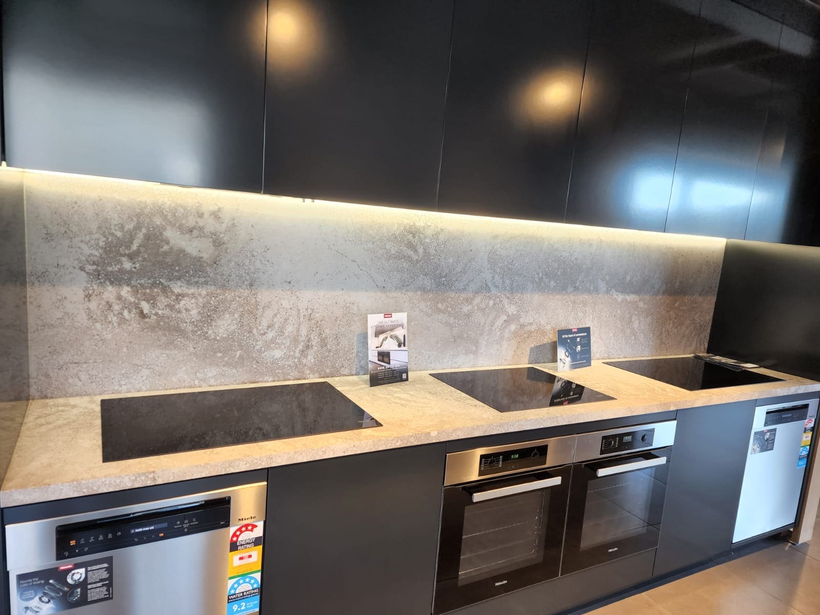 Porcelain kitchen
